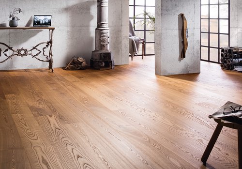 Parkett, Esche rustikal gebürstet