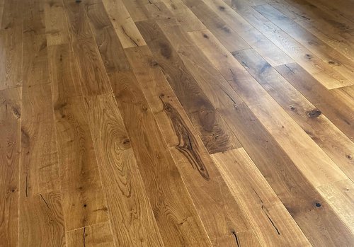 Industrieparkett in Rohholzoptik